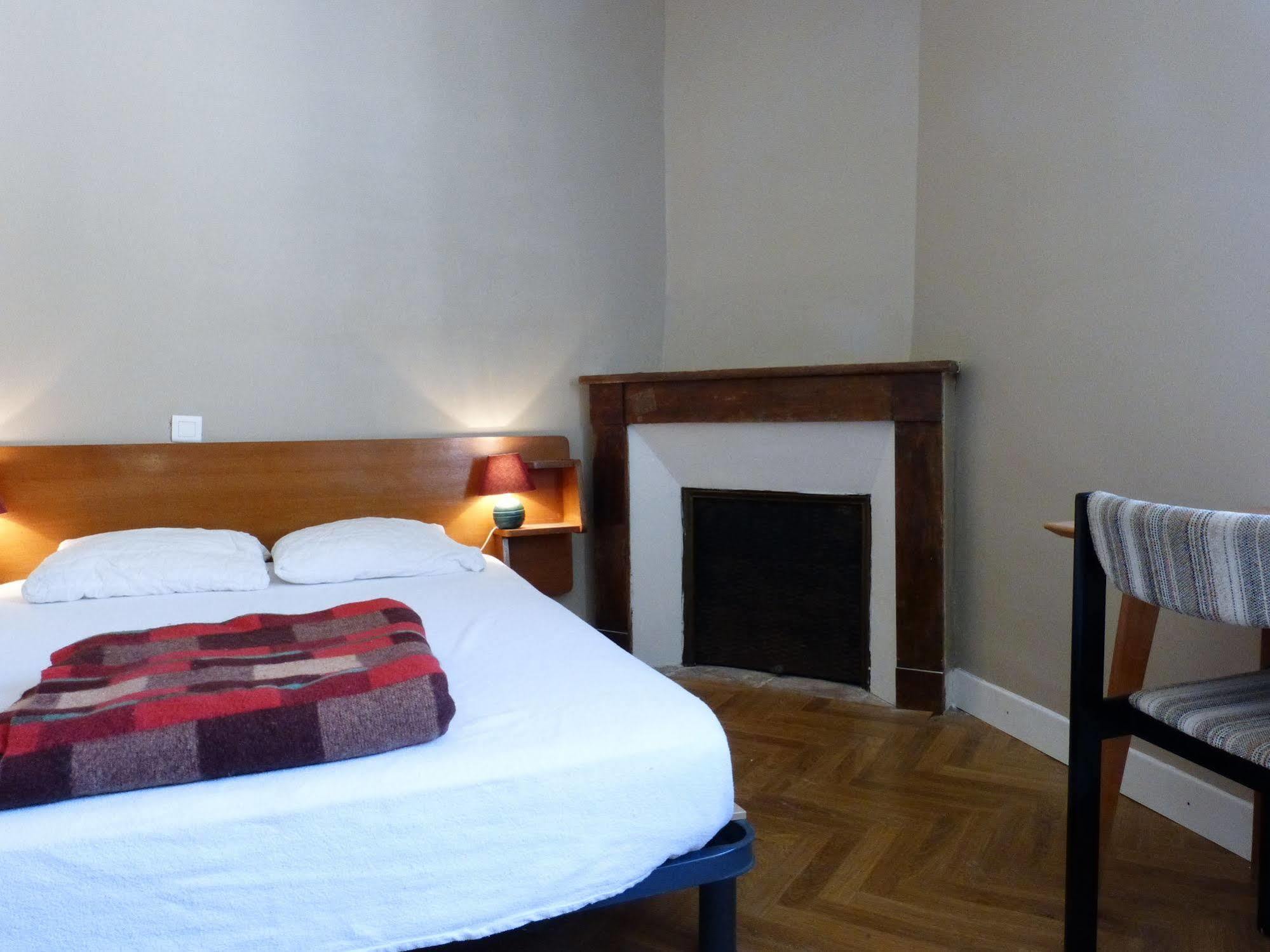 Le Refuge Du Cele Hotel Cabrerets Eksteriør billede